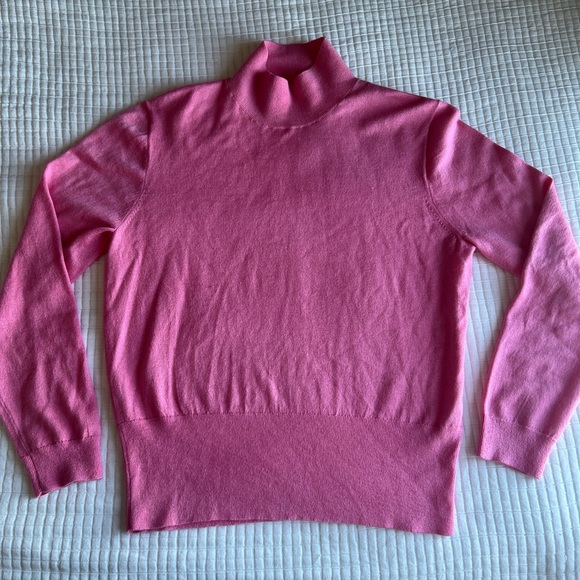 Pink J. Crew thin sweater - Picture 1 of 5